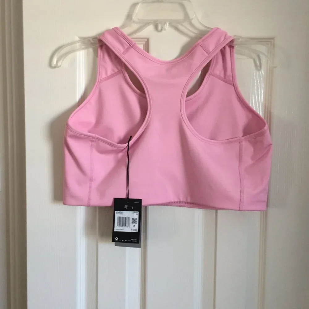 🌟 NWT 🌟 | Bubblegum Pink Nike Sports Bra - Picture 2 of 3